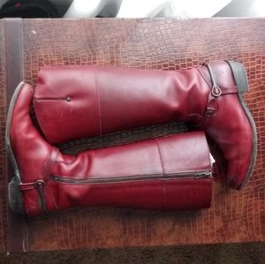 Frye Lindsey Spur blood red size 8